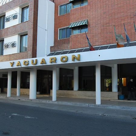 Hotel Yaguaron San Nicolas de los Arroyos Exterior photo